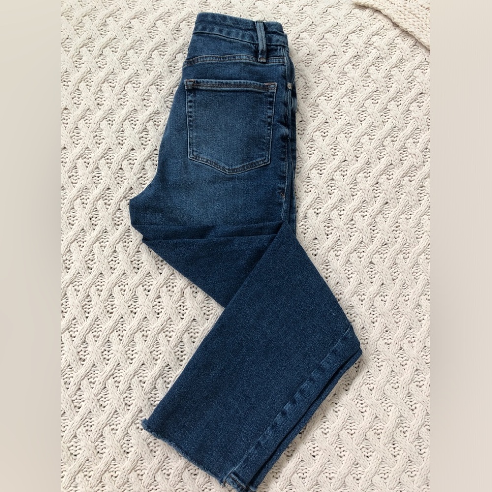 Good American Jeans 4/27